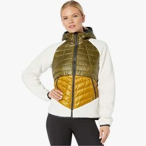 Mountain Hardware Retro Green/Gold puffy fleece